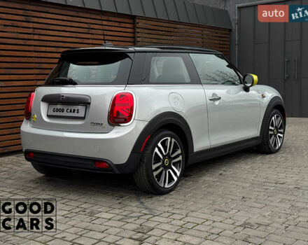 Сірий Міні Cooper, об'ємом двигуна 0 л та пробігом 21 тис. км за 20000 $, фото 6 на Automoto.ua