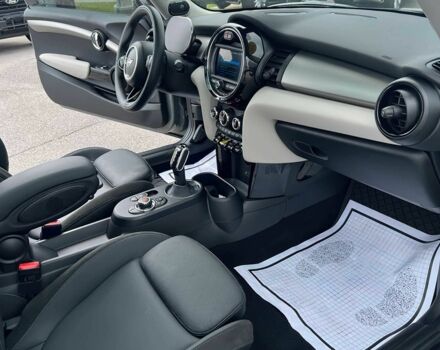 Сірий Міні Cooper, об'ємом двигуна 0 л та пробігом 24 тис. км за 8000 $, фото 9 на Automoto.ua
