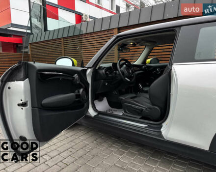 Сірий Міні Cooper, об'ємом двигуна 0 л та пробігом 21 тис. км за 20000 $, фото 23 на Automoto.ua