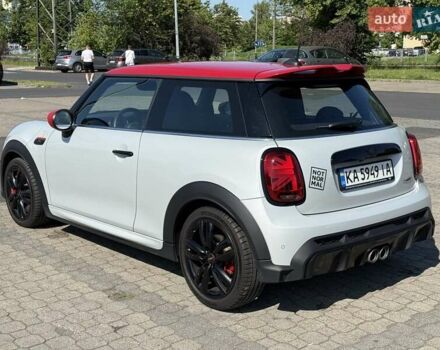 Сірий Міні Cooper, об'ємом двигуна 2 л та пробігом 47 тис. км за 28500 $, фото 5 на Automoto.ua