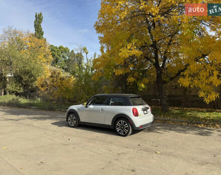 Серый Мини Купер, объемом двигателя 0 л и пробегом 21 тыс. км за 17500 $, фото 5 на Automoto.ua