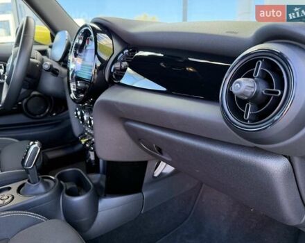 Сірий Міні Cooper, об'ємом двигуна 0 л та пробігом 9 тис. км за 18000 $, фото 34 на Automoto.ua