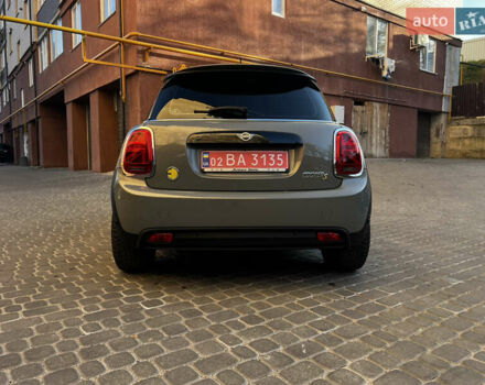 Серый Мини Купер, объемом двигателя 0 л и пробегом 41 тыс. км за 17500 $, фото 21 на Automoto.ua