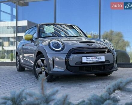 Сірий Міні Cooper, об'ємом двигуна 0 л та пробігом 9 тис. км за 18000 $, фото 5 на Automoto.ua