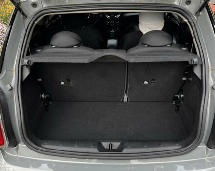 Серый Мини Купер, объемом двигателя 0 л и пробегом 41 тыс. км за 17500 $, фото 4 на Automoto.ua