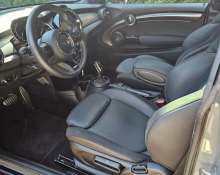 Серый Мини Купер, объемом двигателя 2 л и пробегом 11 тыс. км за 37500 $, фото 9 на Automoto.ua