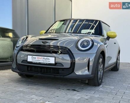 Сірий Міні Cooper, об'ємом двигуна 0 л та пробігом 9 тис. км за 18000 $, фото 2 на Automoto.ua