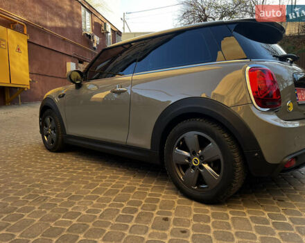 Серый Мини Купер, объемом двигателя 0 л и пробегом 41 тыс. км за 17500 $, фото 15 на Automoto.ua