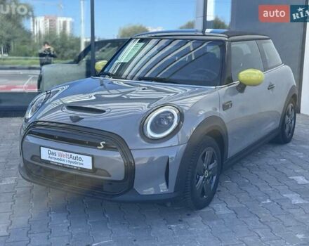 Сірий Міні Cooper, об'ємом двигуна 0 л та пробігом 9 тис. км за 18000 $, фото 1 на Automoto.ua