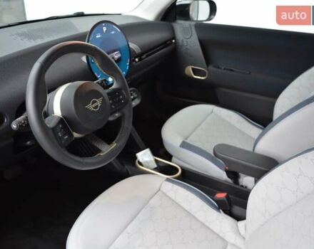 Сірий Міні Cooper, об'ємом двигуна 0 л та пробігом 9 тис. км за 25704 $, фото 3 на Automoto.ua