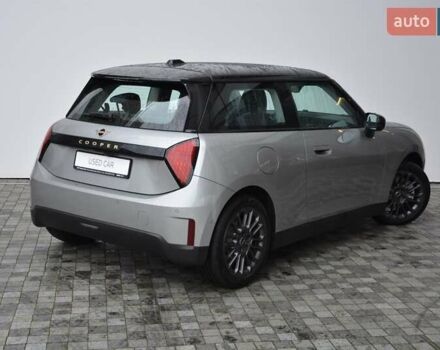 Серый Мини Купер, объемом двигателя 0 л и пробегом 8 тыс. км за 24729 $, фото 2 на Automoto.ua