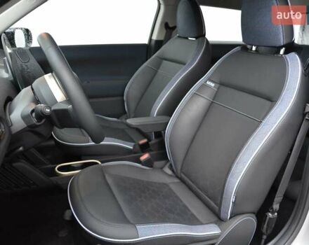 Серый Мини Купер, объемом двигателя 0 л и пробегом 8 тыс. км за 24729 $, фото 3 на Automoto.ua