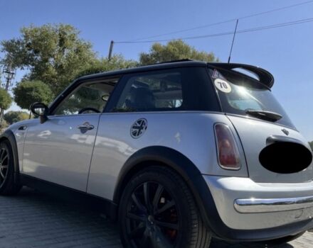 Серый Мини Купер, объемом двигателя 2 л и пробегом 269 тыс. км за 4250 $, фото 4 на Automoto.ua