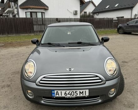 Мини Купер 2009 в Броварах на Automoto.ua Серый Мини Купер, объемом двигателя 1.4 л и пробегом 213 тыс. км за 6000 $, фото 2 на Automoto.ua