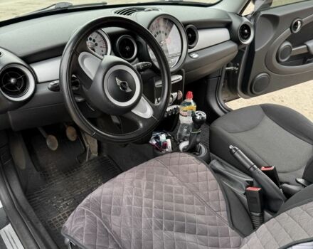 Мини Купер 2009 в Броварах на Automoto.ua Серый Мини Купер, объемом двигателя 1.4 л и пробегом 213 тыс. км за 6000 $, фото 6 на Automoto.ua