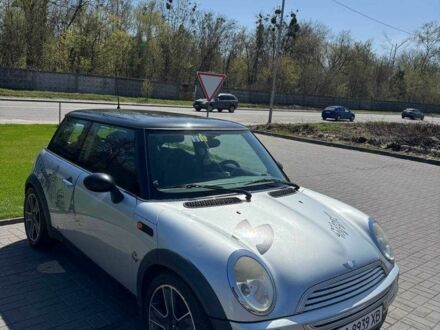 Міні Cooper 2001 у Києві на Automoto.ua Сірий Міні Cooper, об'ємом двигуна 1.6 л та пробігом 298 тис. км за 4500 $, фото 1 на Automoto.ua