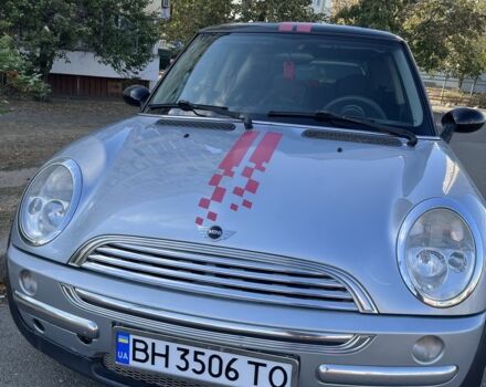 Серый Мини Купер, объемом двигателя 1.6 л и пробегом 218 тыс. км за 5002 $, фото 1 на Automoto.ua