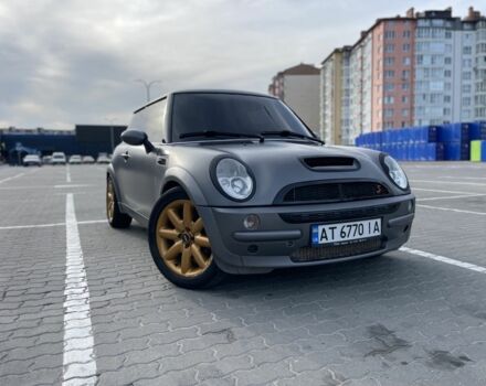 Сірий Міні Cooper, об'ємом двигуна 1.6 л та пробігом 273 тис. км за 4300 $, фото 1 на Automoto.ua