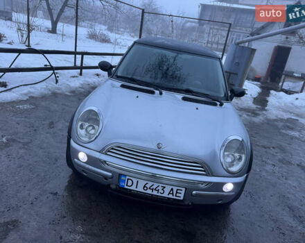 Серый Мини Купер, объемом двигателя 1.6 л и пробегом 203 тыс. км за 2999 $, фото 1 на Automoto.ua