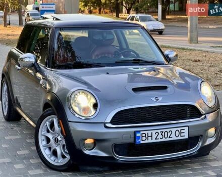 Серый Мини Купер, объемом двигателя 1.6 л и пробегом 220 тыс. км за 6800 $, фото 1 на Automoto.ua