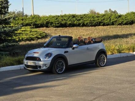Мини Купер 2011 в Полтаве на Automoto.ua Серый Мини Купер, объемом двигателя 1.6 л и пробегом 196 тыс. км за 9999 $, фото 1 на Automoto.ua