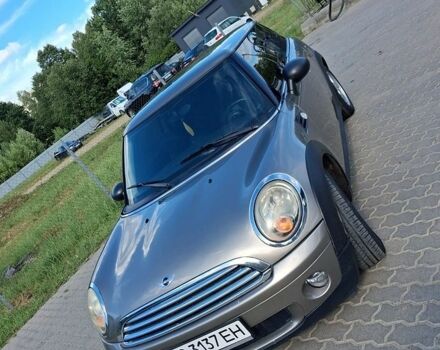 Сірий Міні Cooper, об'ємом двигуна 1.6 л та пробігом 218 тис. км за 8100 $, фото 1 на Automoto.ua