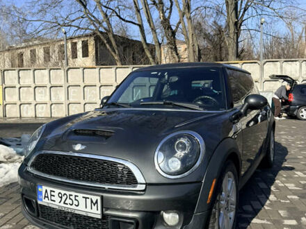 Серый Мини Купер, объемом двигателя 1.6 л и пробегом 143 тыс. км за 7500 $, фото 1 на Automoto.ua