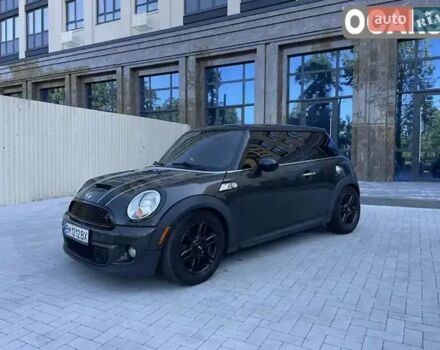 Сірий Міні Cooper, об'ємом двигуна 1.6 л та пробігом 245 тис. км за 9350 $, фото 1 на Automoto.ua