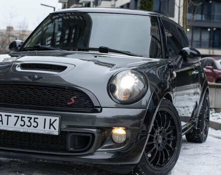 Сірий Міні Cooper, об'ємом двигуна 1.6 л та пробігом 169 тис. км за 8888 $, фото 1 на Automoto.ua