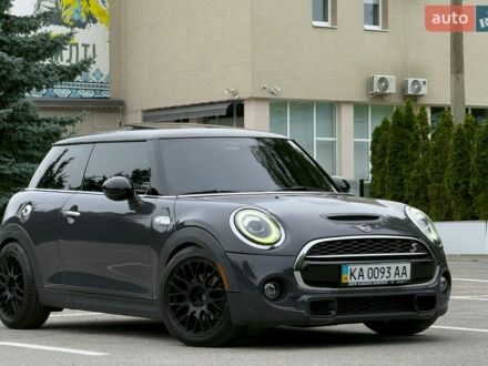 Сірий Міні Cooper, об'ємом двигуна 2 л та пробігом 140 тис. км за 11500 $, фото 1 на Automoto.ua