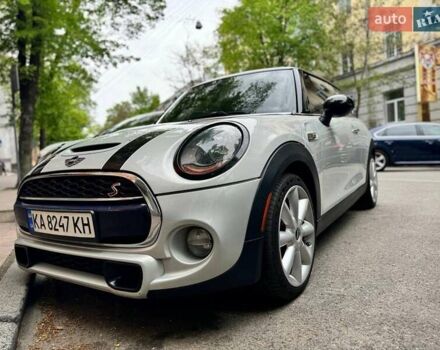 Сірий Міні Cooper, об'ємом двигуна 2 л та пробігом 285 тис. км за 10900 $, фото 1 на Automoto.ua
