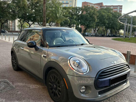 Сірий Міні Cooper, об'ємом двигуна 1.5 л та пробігом 86 тис. км за 10990 $, фото 1 на Automoto.ua
