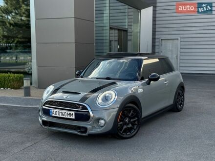 Сірий Міні Cooper, об'ємом двигуна 2 л та пробігом 127 тис. км за 13900 $, фото 1 на Automoto.ua