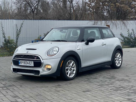 Серый Мини Купер, объемом двигателя 2 л и пробегом 167 тыс. км за 10999 $, фото 1 на Automoto.ua