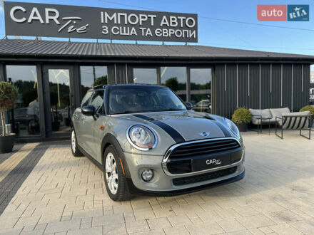 Сірий Міні Cooper, об'ємом двигуна 1.5 л та пробігом 165 тис. км за 10990 $, фото 1 на Automoto.ua