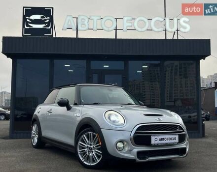 Сірий Міні Cooper, об'ємом двигуна 2 л та пробігом 92 тис. км за 12990 $, фото 1 на Automoto.ua