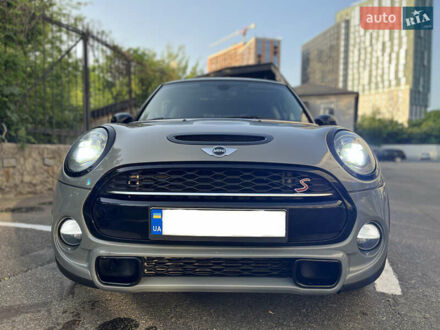 Міні Cooper 2015 у Києві на Automoto.ua Сірий Міні Cooper, об'ємом двигуна 2 л та пробігом 134 тис. км за 12800 $, фото 1 на Automoto.ua