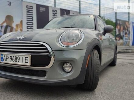 Сірий Міні Cooper, об'ємом двигуна 1.5 л та пробігом 127 тис. км за 13300 $, фото 1 на Automoto.ua