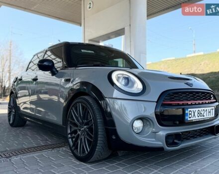 Серый Мини Купер, объемом двигателя 2 л и пробегом 146 тыс. км за 14500 $, фото 1 на Automoto.ua