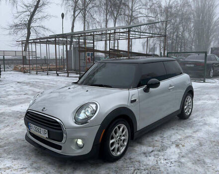 Серый Мини Купер, объемом двигателя 1.5 л и пробегом 143 тыс. км за 11800 $, фото 1 на Automoto.ua