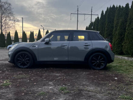 Сірий Міні Cooper, об'ємом двигуна 1.5 л та пробігом 160 тис. км за 14700 $, фото 1 на Automoto.ua