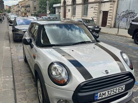 Сірий Міні Cooper, об'ємом двигуна 1.5 л та пробігом 74 тис. км за 15000 $, фото 1 на Automoto.ua