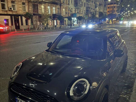 Серый Мини Купер, объемом двигателя 2 л и пробегом 72 тыс. км за 16500 $, фото 1 на Automoto.ua