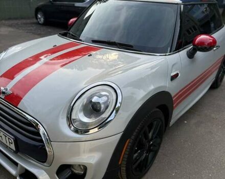 Сірий Міні Cooper, об'ємом двигуна 1.5 л та пробігом 77 тис. км за 14000 $, фото 1 на Automoto.ua