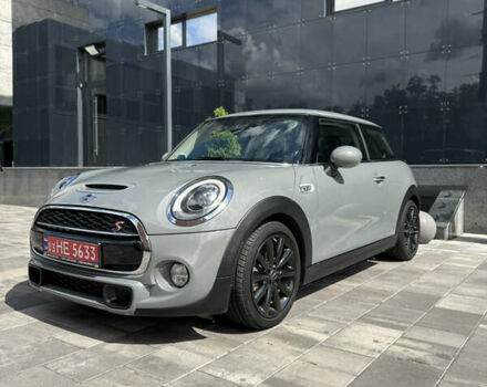 Серый Мини Купер, объемом двигателя 2 л и пробегом 73 тыс. км за 16700 $, фото 1 на Automoto.ua
