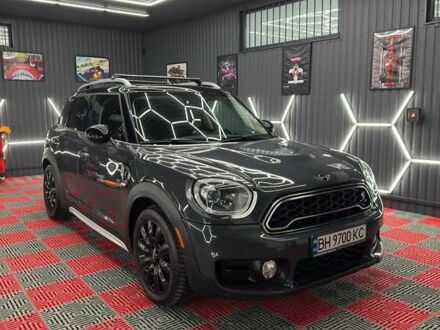 Серый Мини Купер, объемом двигателя 2 л и пробегом 99 тыс. км за 15500 $, фото 1 на Automoto.ua