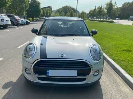 Сірий Міні Cooper, об'ємом двигуна 0 л та пробігом 44 тис. км за 10700 $, фото 1 на Automoto.ua
