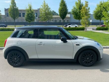 Сірий Міні Cooper, об'ємом двигуна 1.5 л та пробігом 44 тис. км за 15900 $, фото 1 на Automoto.ua