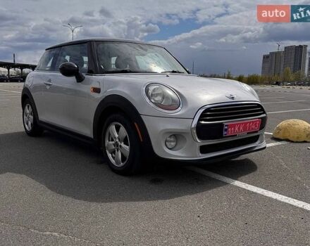 Сірий Міні Cooper, об'ємом двигуна 1.5 л та пробігом 207 тис. км за 9400 $, фото 1 на Automoto.ua