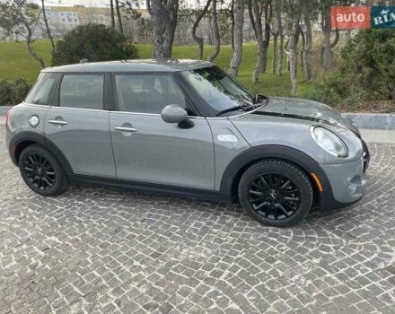 Сірий Міні Cooper, об'ємом двигуна 2 л та пробігом 61 тис. км за 23999 $, фото 1 на Automoto.ua